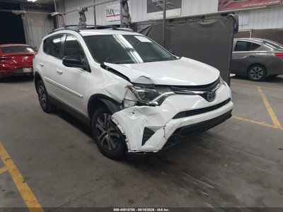 JTMZFREV8HJ****** 2017 Toyota RAV4
