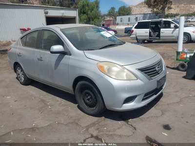 3N1CN7AP7DL****** 2013 Nissan Versa