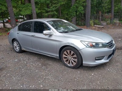 1HGCR2F87DA****** 2013 Honda Accord