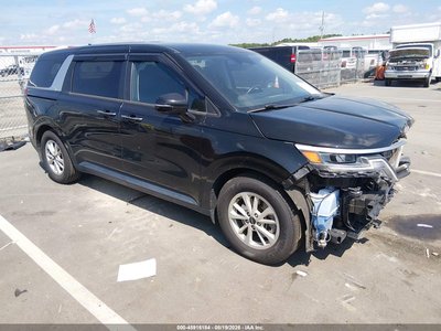 KNDNB4H35P6****** 2023 Kia Carnival Mpv