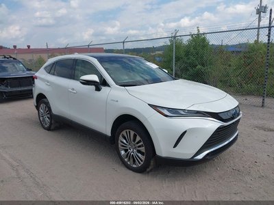 JTEAAAAH0MJ****** 2021 Toyota Venza