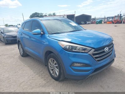 KM8J33A27GU****** 2016 Hyundai Tucson