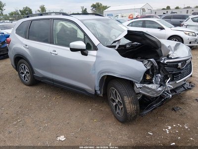 JF2SKAJC0LH****** 2020 Subaru Forester