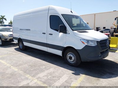 W1Y5NCHY7RT****** 2024 Mercedes-Benz Sprinter 3500