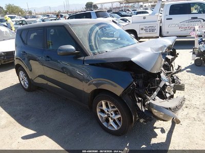 KNDJ23AUXP7****** 2023 Kia Soul