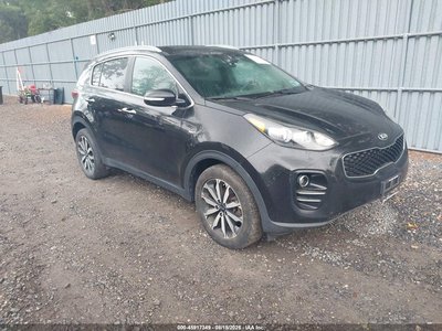 KNDPNCAC0J7****** 2018 Kia Sportage