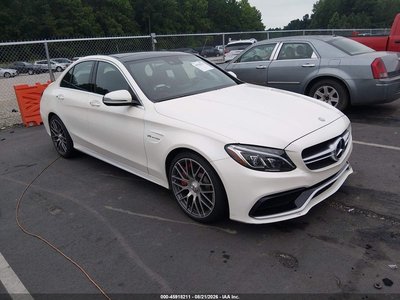 55SWF8HB8GU****** 2016 Mercedes-Benz Amg C 63