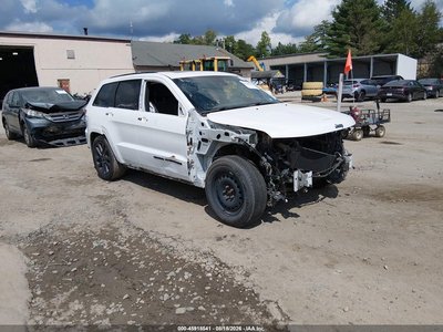 1C4RJFCM5JC****** 2018 Jeep Grand Cherokee