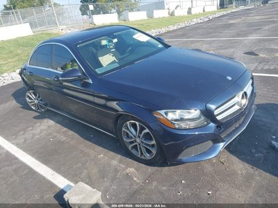 55SWF4JB2GU****** 2016 Mercedes-Benz C 300