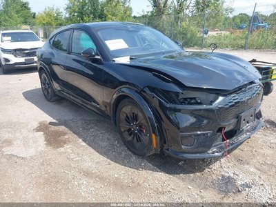 2025 Ford Mustang Mach-E