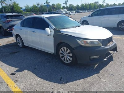 1HGCR3F81FA****** 2015 Honda Accord