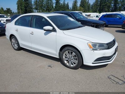 3VWD17AJ4FM****** 2015 Volkswagen Jetta
