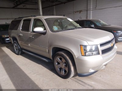 1GNSKJE76ER****** 2014 Chevrolet Suburban