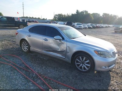 JTHBL46FX75****** 2007 Lexus LS 460