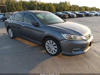 1HGCR2F8XDA****** 2013 Honda Accord