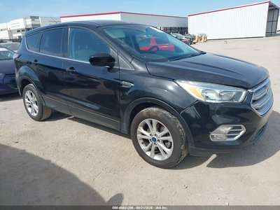 1FMCU0GD1HU****** 2017 Ford Escape
