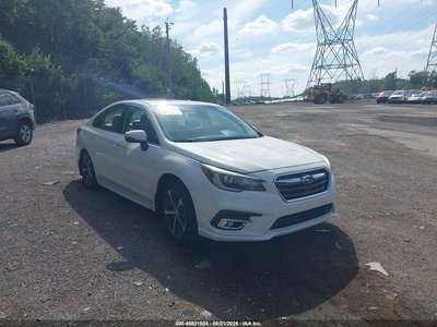 4S3BNAN62J3****** 2018 Subaru Legacy