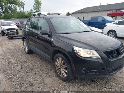 WVGBV7AX9AW****** 2010 Volkswagen Tiguan