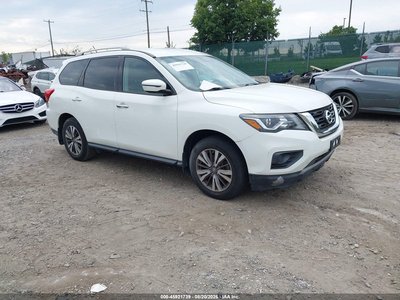 5N1DR2MM7HC****** 2017 Nissan Pathfinder