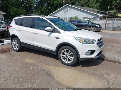 1FMCU0GD8HU****** 2017 Ford Escape