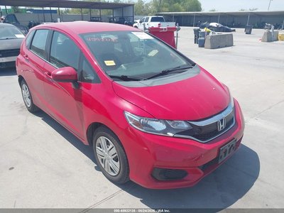 3HGGK5H48JM****** 2018 Honda Fit