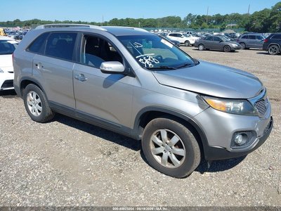 5XYKT3A65DG****** 2013 Kia Sorento