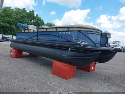 2018 Tracker Regency 220 Le3