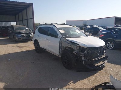 5N1AT2MV8JC****** 2018 Nissan Rogue