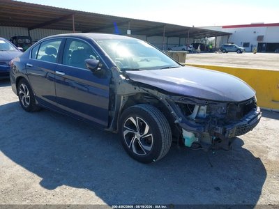 1HGCR2F39GA****** 2016 Honda Accord