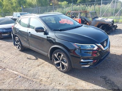 JN1BJ1CW1MW****** 2021 Nissan Rogue Sport