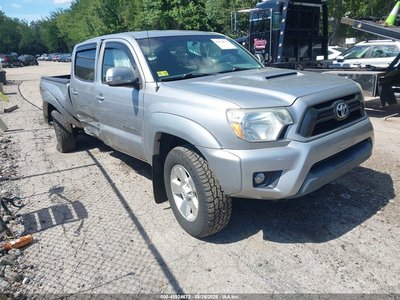 5TFLU4EN0FX****** 2015 Toyota Tacoma
