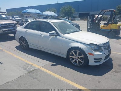 WDDGF4HB5EA****** 2014 Mercedes-Benz C-Class