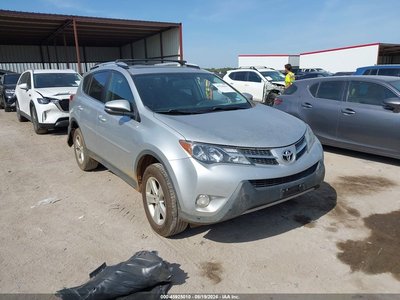 JTMWFREV4EJ****** 2014 Toyota RAV4