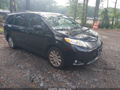 5TDDZ3DC3HS****** 2017 Toyota Sienna