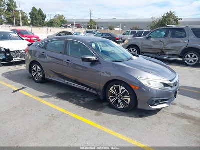 2HGFC1F70HH****** 2017 Honda Civic