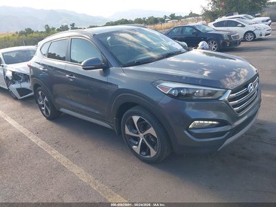 KM8J3CA27HU****** 2017 Hyundai Tucson