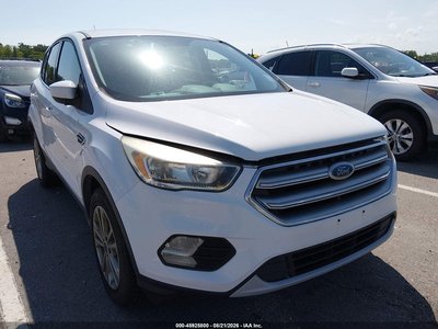 1FMCU0GD4HU****** 2017 Ford Escape