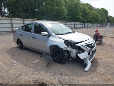 3N1CN7AP3HL****** 2017 Nissan Versa