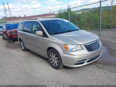 2C4RC1BG0GR****** 2016 Chrysler Town & Country