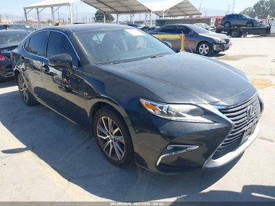 2016 Lexus ES