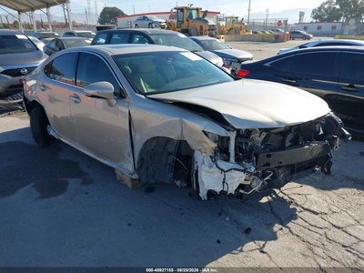 2016 Lexus ES
