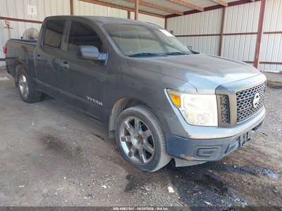 1N6AA1EK0HN****** 2017 Nissan Titan