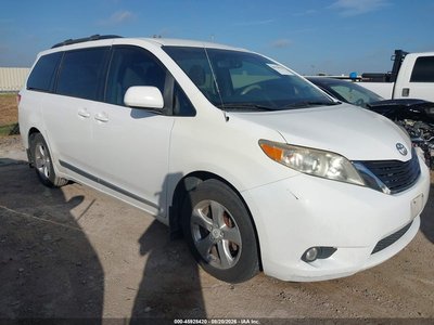 5TDKK3DC5CS****** 2012 Toyota Sienna