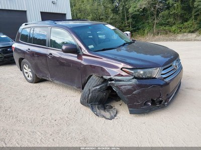 5TDBK3EHXCS****** 2012 Toyota Highlander