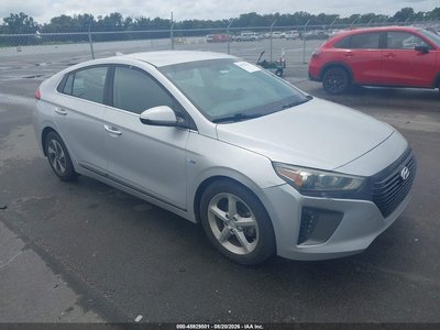 KMHC75LC4HU****** 2017 Hyundai Ioniq Hybrid