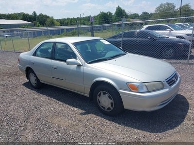 2000 Toyota Camry