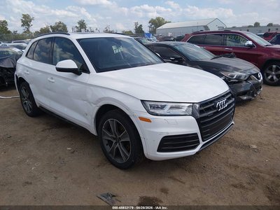 WA1BNAFY9K2****** 2019 Audi Q5