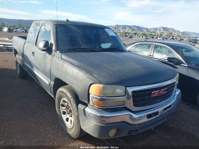 1GTEC19T05Z****** 2005 GMC Sierra 1500