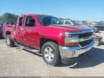 2GCVKREC2J1****** 2018 Chevrolet Silverado 1500