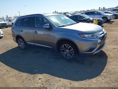 2016 Mitsubishi Outlander
